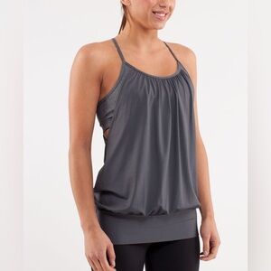 Lululemon No Limit Tank
Graphite Lullure / Black Tuxedo Stripe